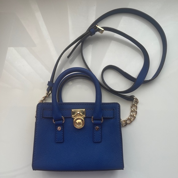 Michael Kors mini Hamilton lock cross body bag - Picture 1 of 5